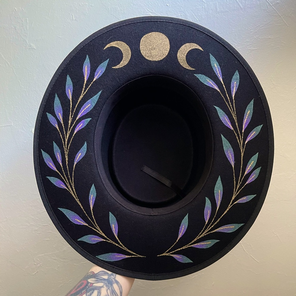 Luna Bloom Denali Hat